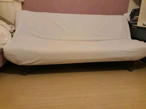 Sleeper couch bed