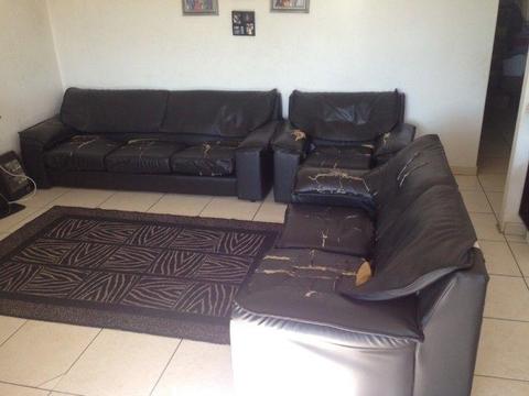 3 Pcs Lounge Suite