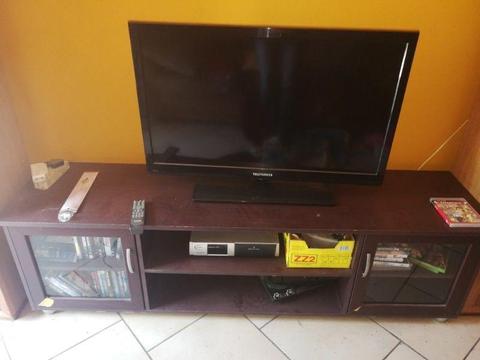 Telefunken 40 inch LCD TV with remote