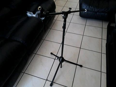 Brand new microphone stands