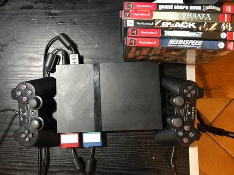 Ps2 complete console, controllers, cables and games