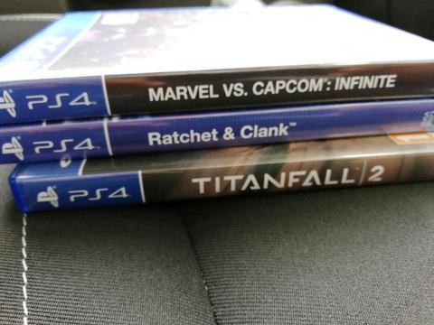 3 ps4 games for R650