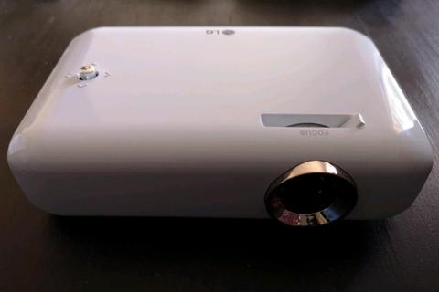 Lg PH550G LED Projector for sale