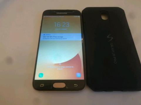 Samsung j5 pro black and gold