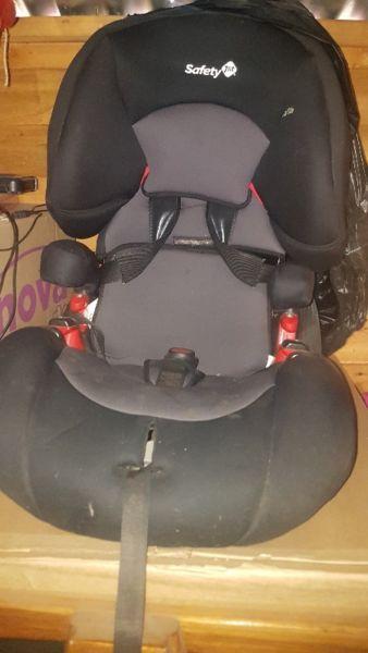 Safety 1st Car seat For sale