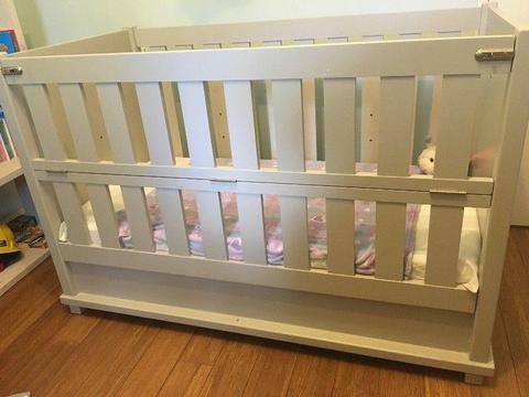 “The Room” Cot and Compactum Matching Set