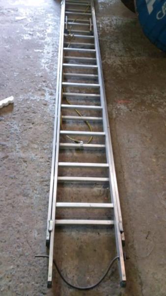 Aluminium ladder 3.5-6.5m