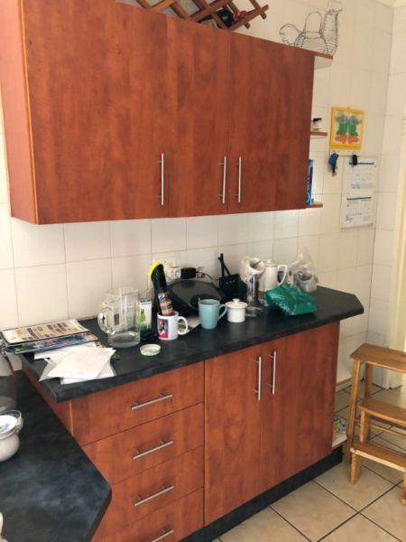 2nd hand kitchen cupboards