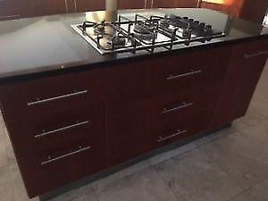 Kitchen Island including Gas hob for Sale