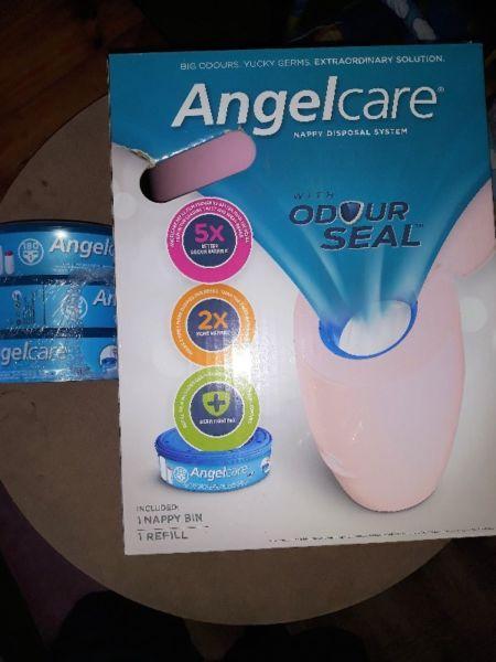Angelcare nappy disposal and 3-pack refill