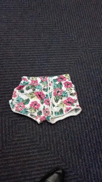 GIRLS PRELOVED CLOTHING 3-4. R30 Each, or all for R120