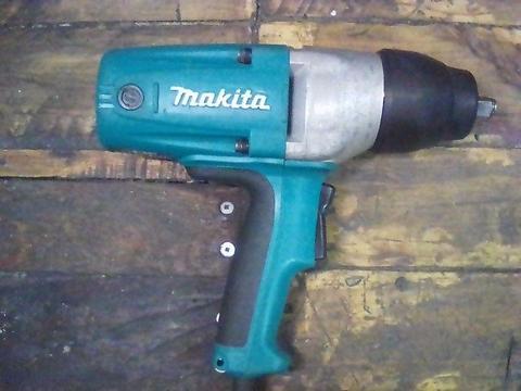 Makita Impact Wrench - TW0350