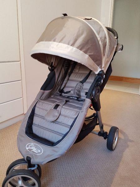 Baby Jogger Travel system with Recaro seat for sale