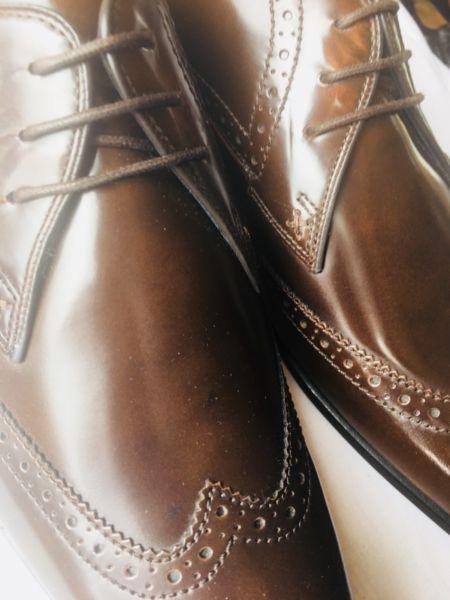 Men’s brown leather brogue lace up 10/44