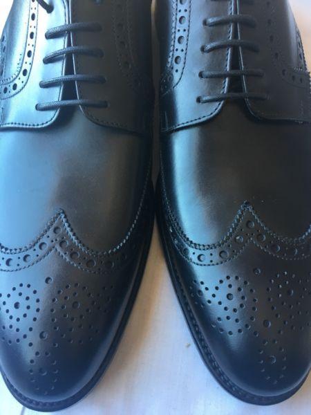 Men’s black leather lace-up Brogue 9/43