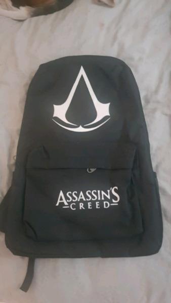 New Available Assassins creed glow in the dark back pack