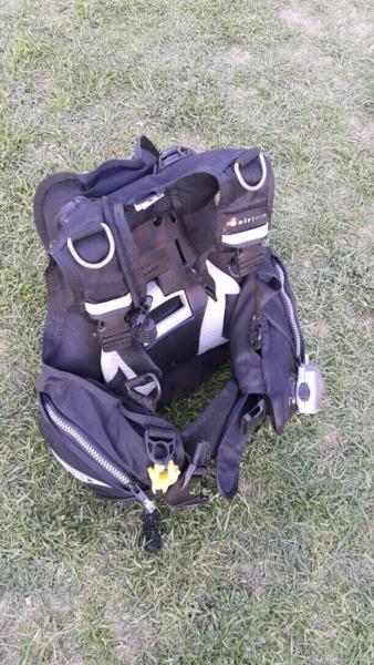 Scuba diving bcd mares small