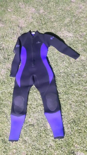 Scuba diving wetsuit med