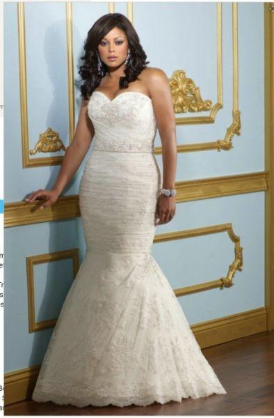 Plus Size Wedding Gown for Sale
