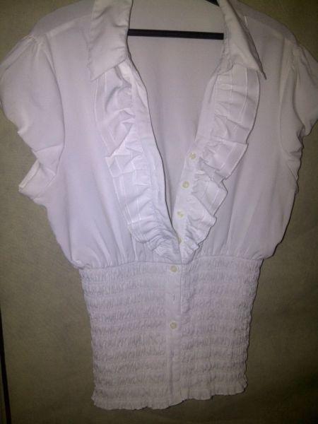 White Classy Blouse Size M/L for Sale - R150