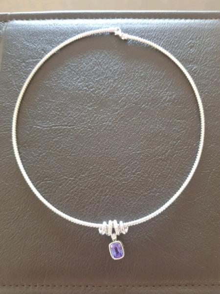 Tanzanite necklace R20 000