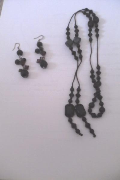 Black Beads Jewellery Set