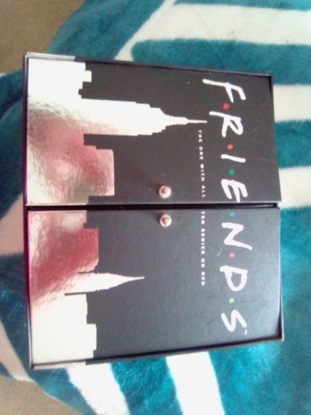 F.R.I.E.N.D.S DVD Box Set