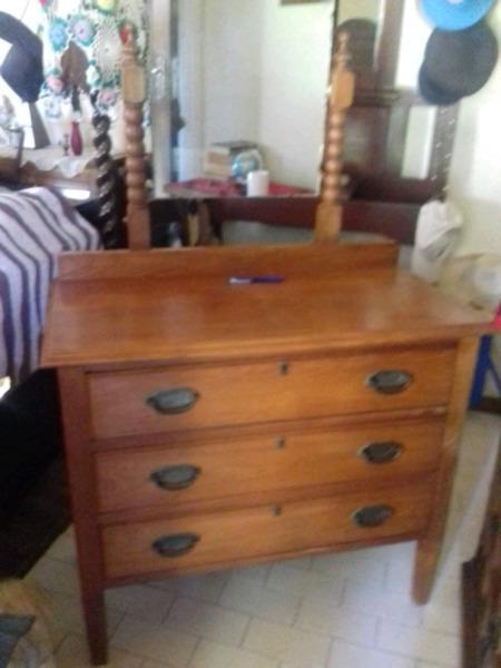 Antique dressing table