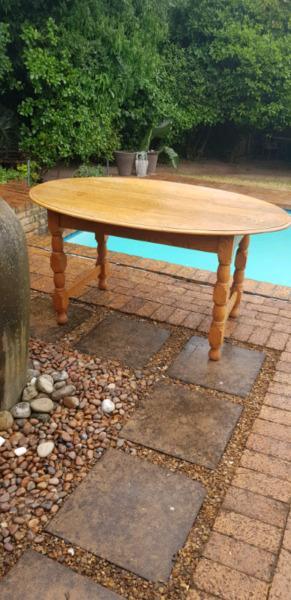6 Seater oval Antique Oak table