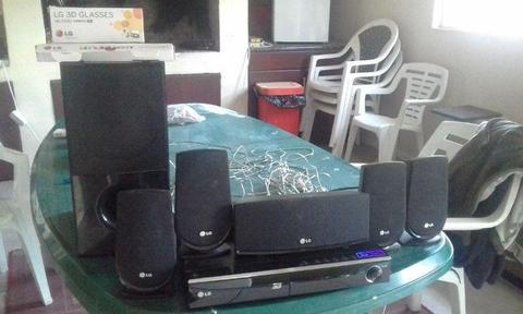 3D BluRay Home Theatre System - Lg-:Hardly been use - Bargain Bargain !!!!!!