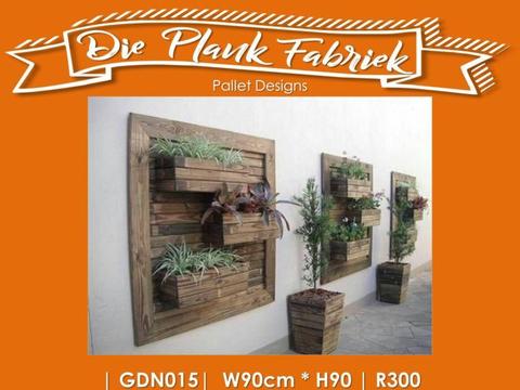 GDN015 WALL PLANTER R300