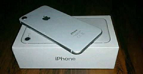 IPHONE 8 64GB SILVER BRAND NEW IN BOX + 1 YEAR WARRANTY ( TRADE INS WELCOME)