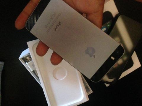 Iphone 5 with box