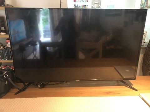 Samsung flat screen 43 inch - great condition
