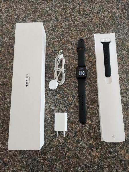 APPLE WATCH SERIES 3 38MM - IN ORIGINAL BOX WITH ALL ACCESSORIES