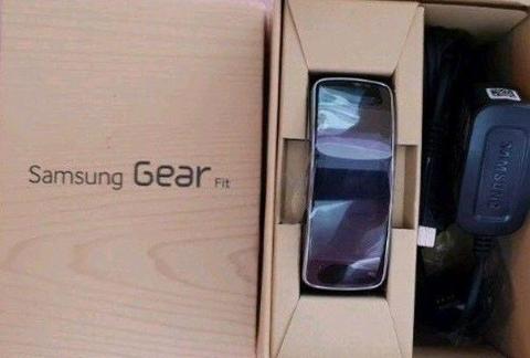 Samsung Galaxy Gear Fit SM-R350 SmartWatch