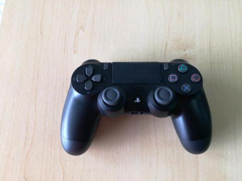 PS4 Wireless Controllers