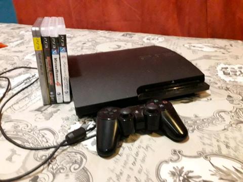 Playstation3 with 4 games