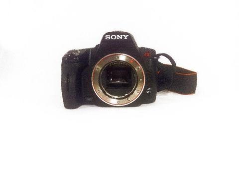 Sony A390 DSLR camera