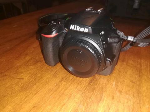 Nikon D5600 DSLR Camera Bundle