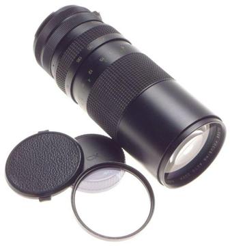 VIVITAR 90-230mm 1:4.5 close focusing Zoom lens with Pentax K lens mount caps and filter