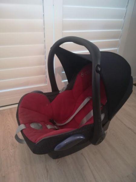 Maxi Cosi Cabrio Fix Car Seat