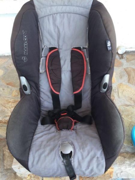 Maxi Cosi car seat