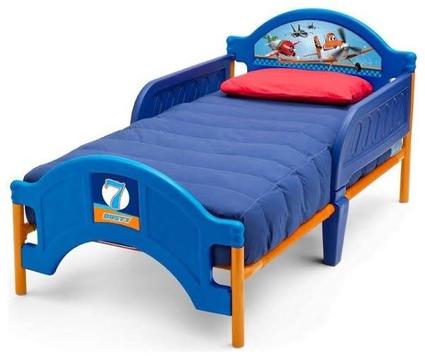 Boys toddler bed