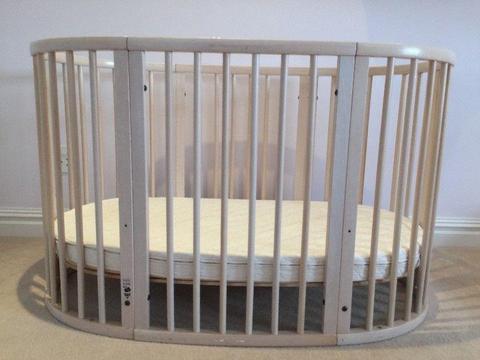 Stokke sleepi mini baby cot with extension to Sleepi toddler bed and further extension to junior bed