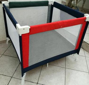 Zonic camping cot