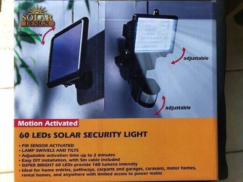 Solar motion LED lights x 3