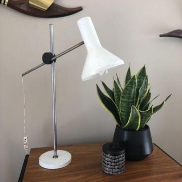 Minimalist Mid Century Anglepoise Style Adjustable Table Lamp White
