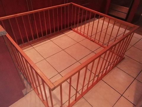 LARGE NEW condition Playpen 1.5m x 1.5