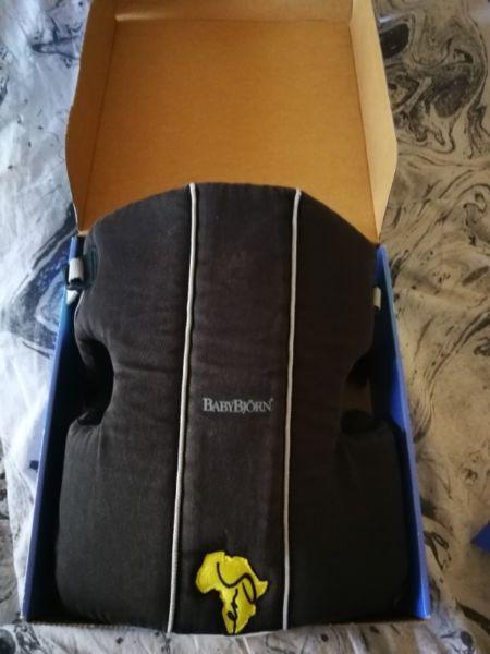 Second hand Baby Bjorn carrier (original) packaging included